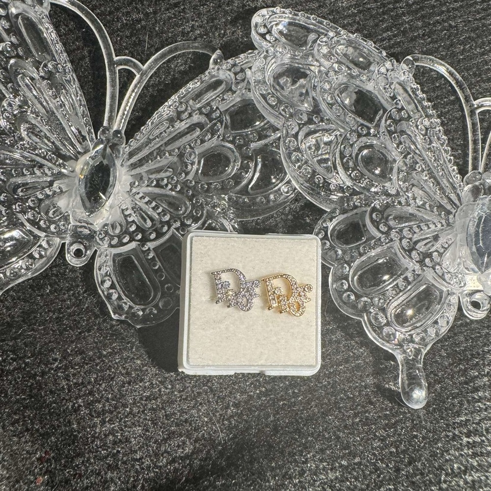 Dior Nose Stud